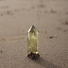 Load image into Gallery viewer, LEMON QUARTZ DT WAND