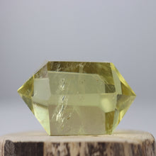 Load image into Gallery viewer, LEMON QUARTZ DT WAND