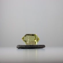 Load image into Gallery viewer, LEMON QUARTZ DT WAND
