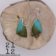 Load image into Gallery viewer, Arizona Turquoise drop earrings
